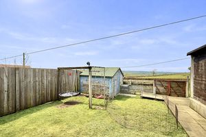 Photo 16- click for photo gallery